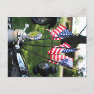 Vintage Car und American Flag Postkarte
