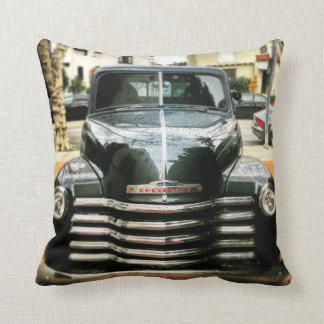Vintage-Chevy-Truck-Kissen mit Kohlegrau-Rücken Kissen