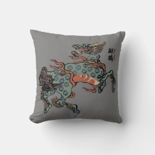 Vintage chinesischer Qilin auf mittelgrau Kissen