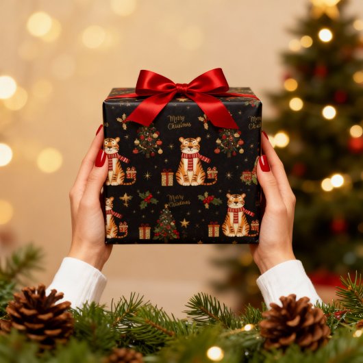 Vintage Christmas Tiger with Tree Black Geschenkpapier