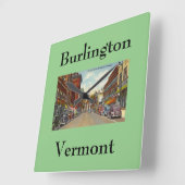 Vintage Church Street, Burlington, Vermont Quadratische Wanduhr (Winkel)