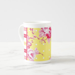Vintage Cottage Bone China Tasse