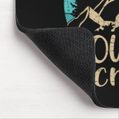 Vintage-Cousin-Crew-Sommercamp Berge Mousepad (Ecke)