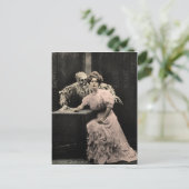 Vintage Creepy Skelettkarte Postkarte (Stehend Vorderseite)