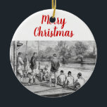 Vintage Crew Türme im Boot am Dock Keramik Ornament<br><div class="desc">Antiquitätenbild Crew Rowers am Dock Elegantes, stilvolles und chic individualisierbares Party und feierliche Einladungen und Accessoires mit einem Vintagen stilisierten zeichn von Ruderer in ihrem Boot am Dock. Bitte beachten Sie, dass es sich um ein grafisches Design/Foto handelt, das auf das zugrunde liegende Produkt übertragen wird und keine Stoffe, Bänder,...</div>