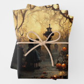 Vintage Dark Halloween Night Town Street Geschenkpapier Set (Beispiel)