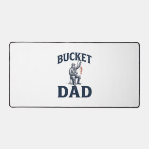 Vintage-Design mit Bucket Dad Fishing Gravur_1 Schreibtischunterlage