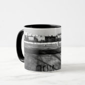Vintage deutsche Mauer Tasse (Vorderseite Links)