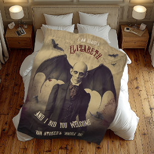 Vintage Dracula Gothic Horror wird zu Fleecedecke
