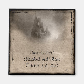 Vintage Dunkle Burg Gothic Save the Date Magnet
