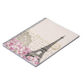 Vintage Eiffel-Turm-Collage mit rosa Wildblumen Notizblock (Linke Seite)