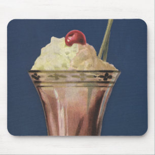 Vintage Eiscreme-Shake, gepeitschte Creme & Cherry Mousepad