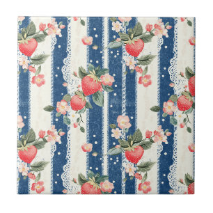 Vintage-Erdbeere-Blue-Cream-Cottagecore Fliese