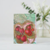 Vintage-Erdbeeren Mixed-Media-Collage Postkarte (Stehend Vorderseite)