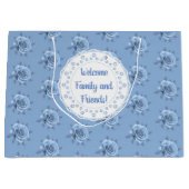 Vintage Faded Blue Roses Personalized  Große Geschenktüte (Vorderseite)