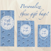 Vintage Faded Blue Roses Personalized  Große Geschenktüte