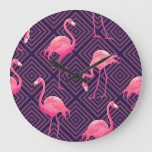 Vintage-Flamingos, violetter geometrischer Hinterg Große Wanduhr