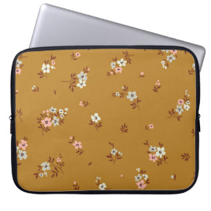 Vintage floral background. Floral pattern with sma Laptopschutzhülle