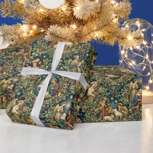 Vintage Floral Nativity on Midnight Blue Geschenkpapier (Feiertage)