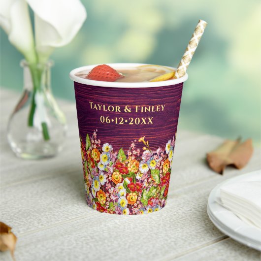 Vintage florale rustikale Primrose Burgundy Weddin Pappbecher (In Situ)