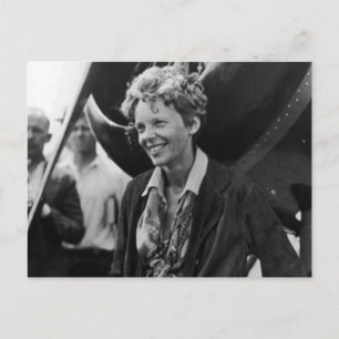 Vintage-Foto-Porträt von Amelia Earhart Postkarte