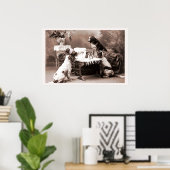 Vintage Fotografie Hangover mit Hunden Poster (Heimbüro)
