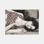 Vintage Frau Fleecedecke (Vorderseite (Horizontal))