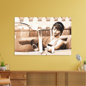 Vintage Frau Leinwanddruck (Insitu (Wohnzimmer))