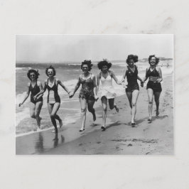 Vintage Frauen am Strand Postkarte