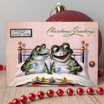 Vintage Frösche im Bett Weihnachtskarte Feiertagskarte<br><div class="desc">Vintage Frösche im Bett Weihnachtskarte. Hochwertiges,  nach Maß restauriertes Vintage-Image aus den frühen 20er Jahren.</div>