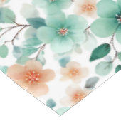 Vintage Frühlingsgrüne Florale Personalisierte Tischdecke (Schrägansicht)