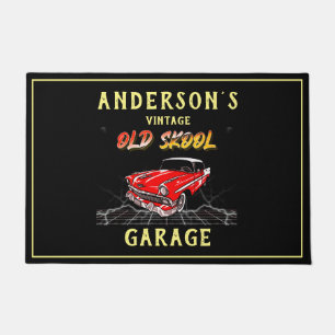 Vintage Garage Altes Skool Chevy auf schwarz Fußmatte