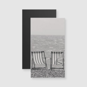Vintage gestreifte Strandstühle Magnetkarte