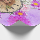 Vintage Girl Clock Lila Blumengiftpackung Geschenkpapier (Ecke)
