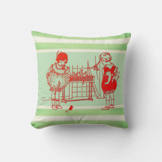 Vintage Girls spielen mit Maus grün und weiß Kissen