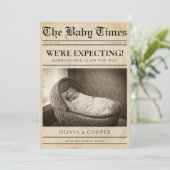 vintage gold Newspaper Pregnancy Announcement Ankündigung (Stehend Vorderseite)