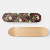 Vintage Goth Skulls und Rose Skateboard (Horizontal)