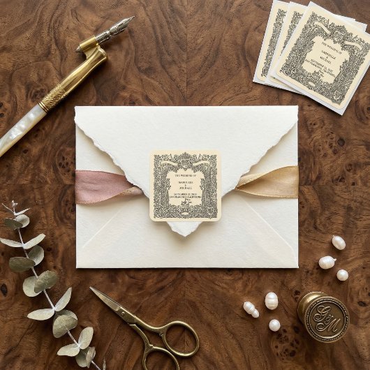 Vintage Gothic Arch Heraldic Crest Wedding  Quadratischer Aufkleber