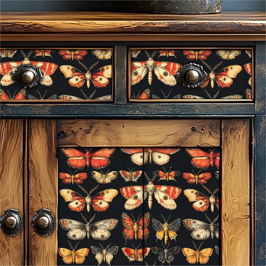 Vintage Gothic Specimen Dark Academia Moth Seidenpapier