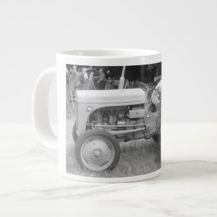 Vintage-Grauer Massey-Fergison-Traktor Jumbo-Tasse