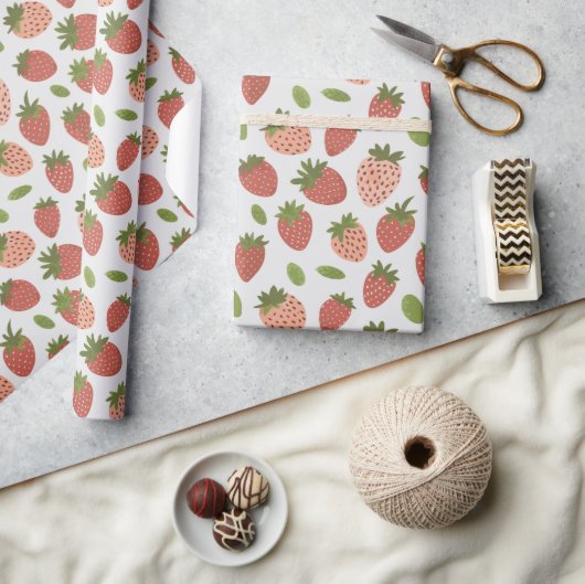 Vintage grüne und rote Erdbeeren Geschenkpapier (Kunsthandwerk)