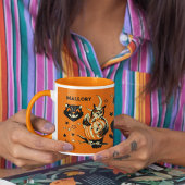 Vintage Halloween Graphics Personalized Tasse
