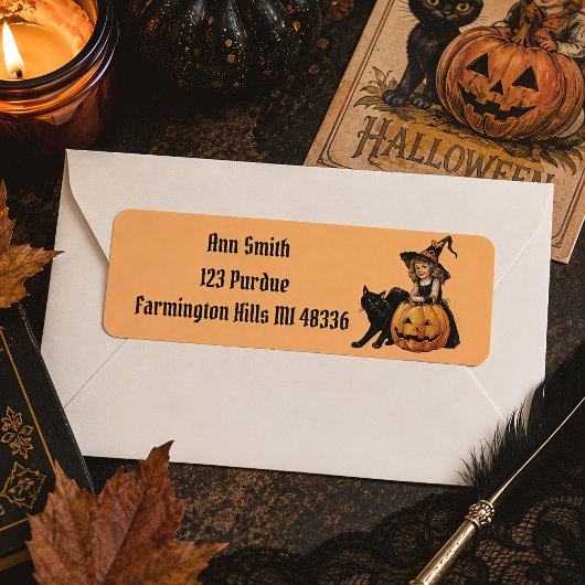 Vintage Halloween-Hexe mit Kürbis