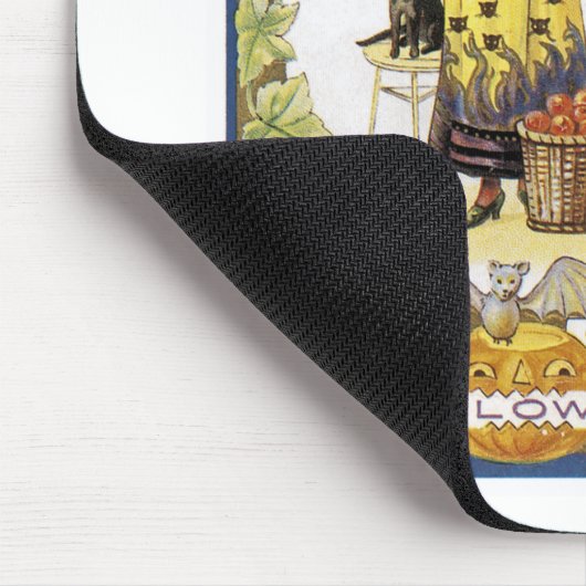 Vintage Halloween-Karte Mousepad (Ecke)