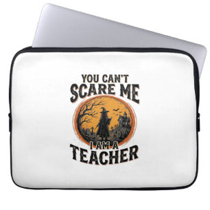 Vintage-Halloween-Lehrer-Gruseliges-Schul-Shirt-De Laptopschutzhülle