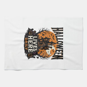Vintage-Halloween-Shirt Spukhaus Alltag Bekommen Geschirrtuch