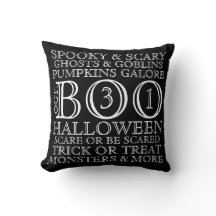 Vintage Halloween-Typografie-Kissen - S/W