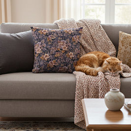 Vintage Heirloom Petals purple floral Kissen