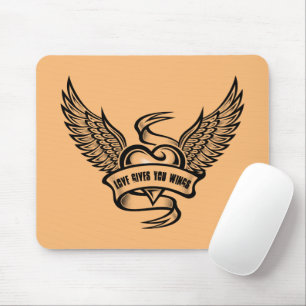 Vintage-Herz mit Flügeln, Liebe gibt dir Flügel Mousepad