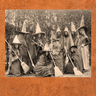 Vintage Hexen Foto Frauen in Kostümen Poster